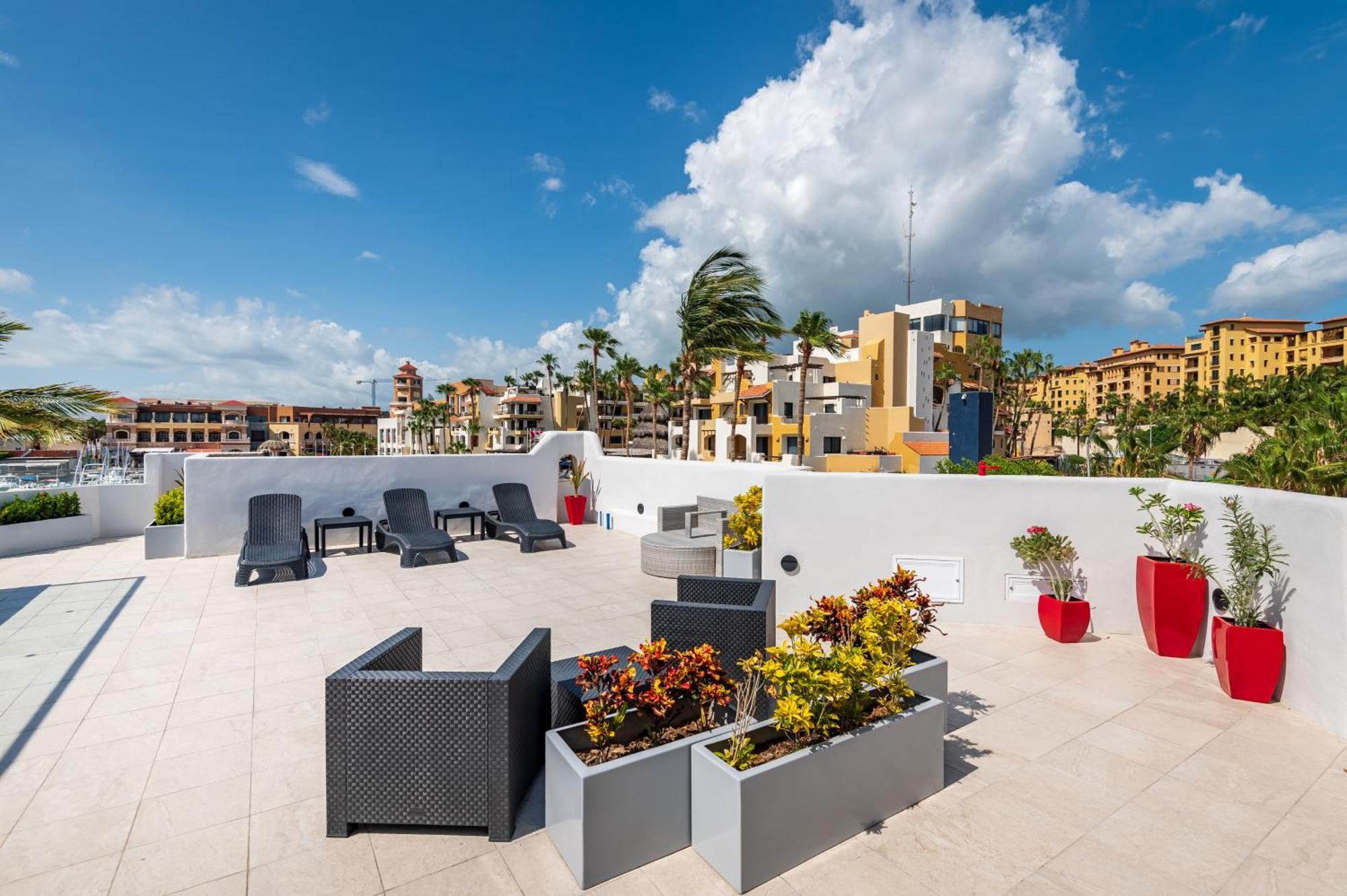 Marina Cabo Plaza Town & Beach Condos Cabo San Lucas Exterior photo